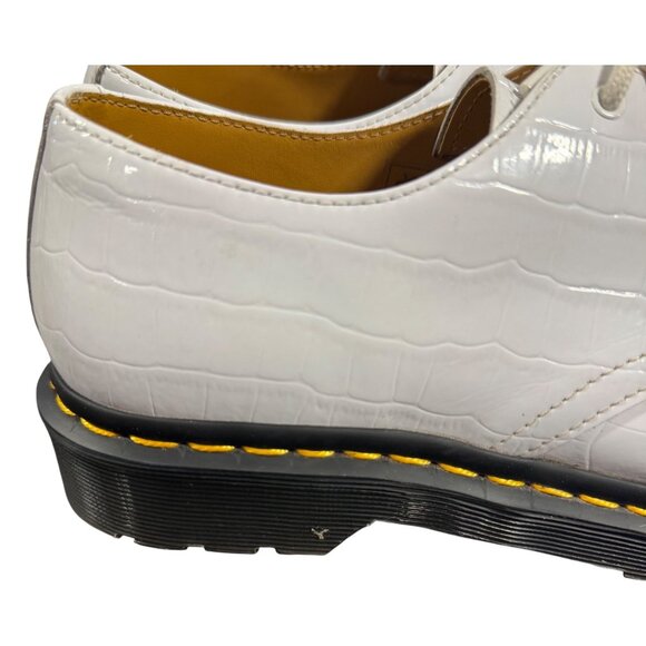 Dr. Martens 26861 Women's Size 9 White Croc Embossed Patent Leather Shoes - Picture 4 of 12